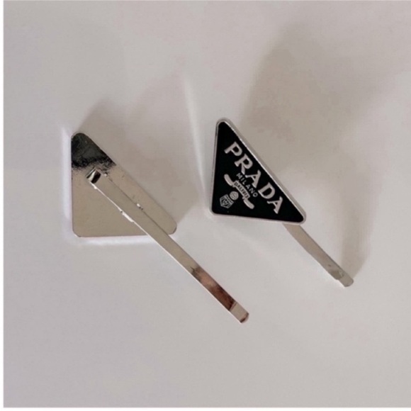 PRADA STYLE black hair clips pins accessories triangle Milano LOGO - Picture 2 of 4